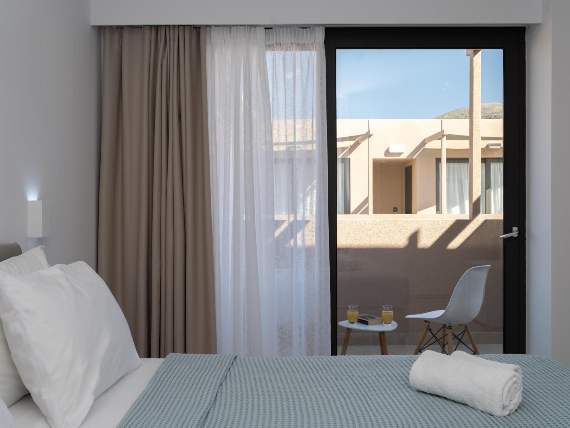 Golden Bee Lifestyle Hotel Stalís Luaran gambar
