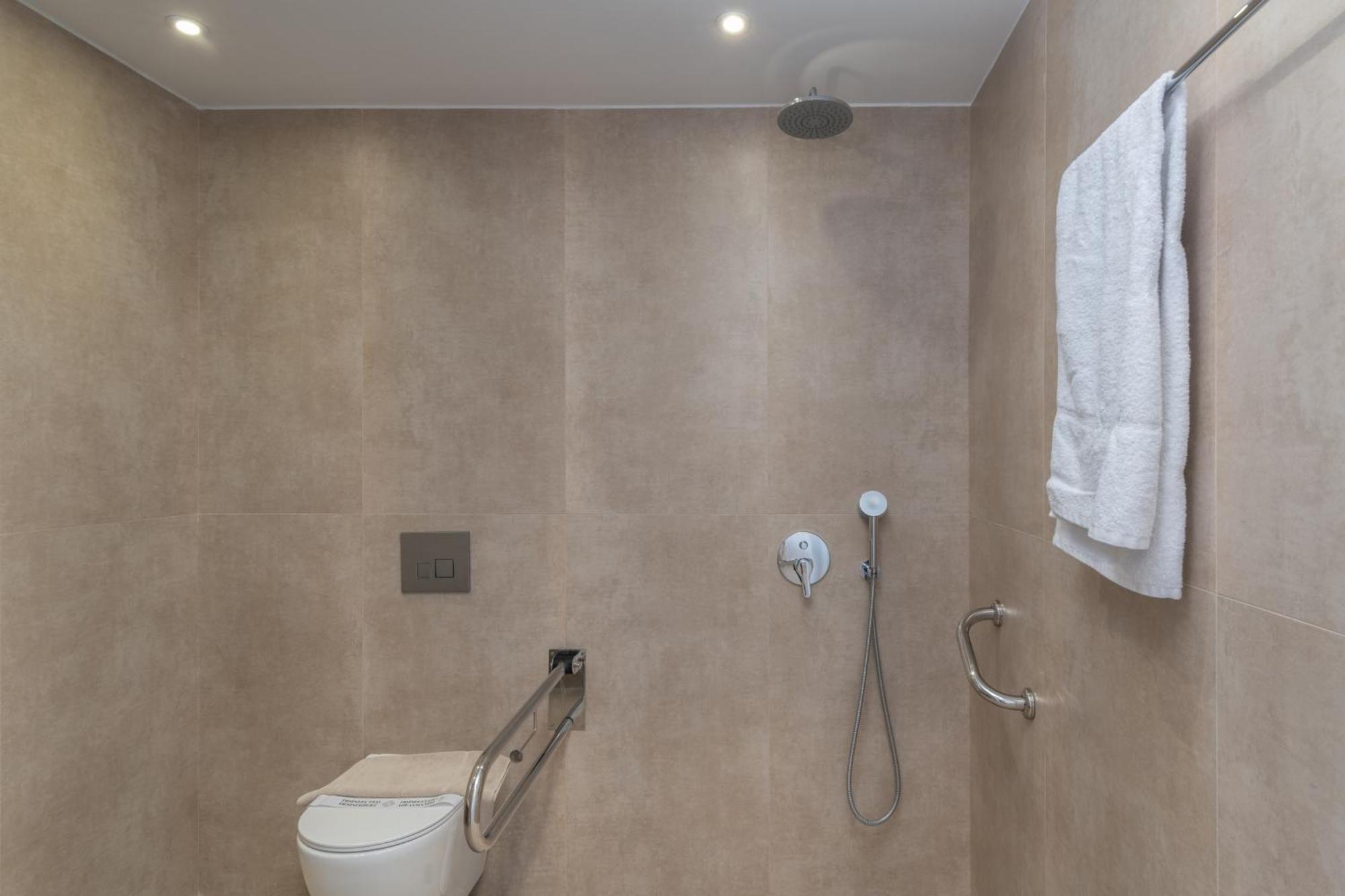 Golden Bee Lifestyle Hotel Stalís Luaran gambar