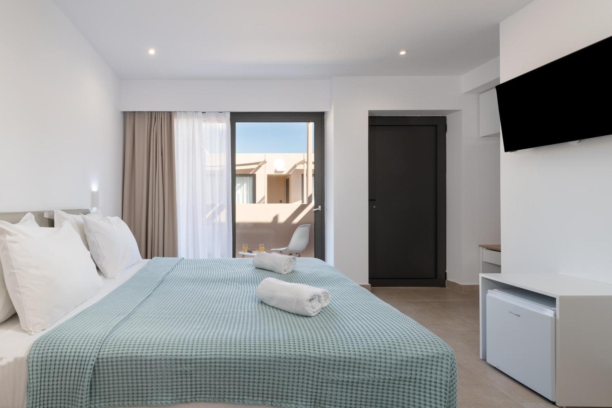 Golden Bee Lifestyle Hotel Stalís Luaran gambar