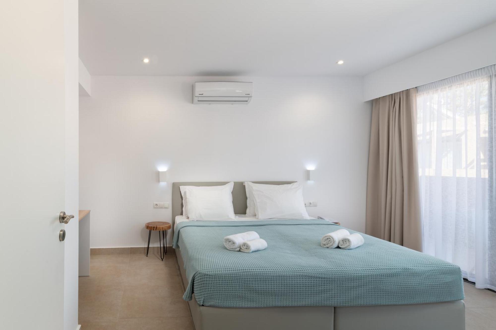 Golden Bee Lifestyle Hotel Stalís Luaran gambar
