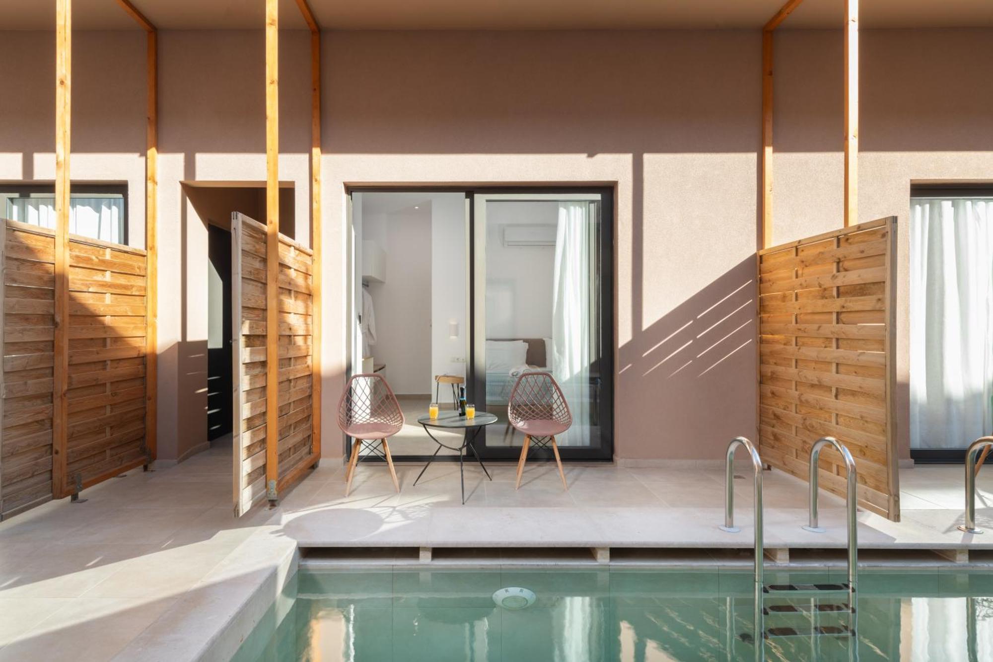 Golden Bee Lifestyle Hotel Stalís Luaran gambar